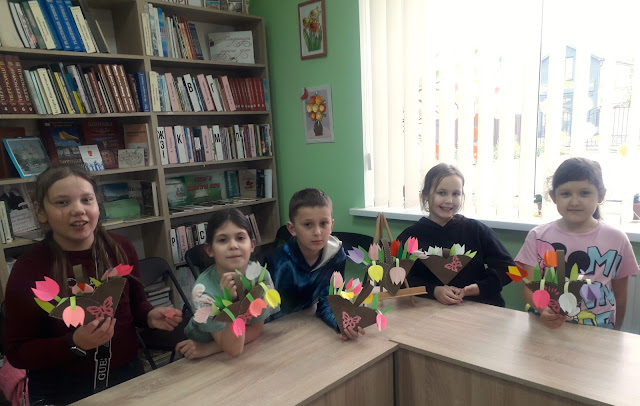 Кошик із квітами