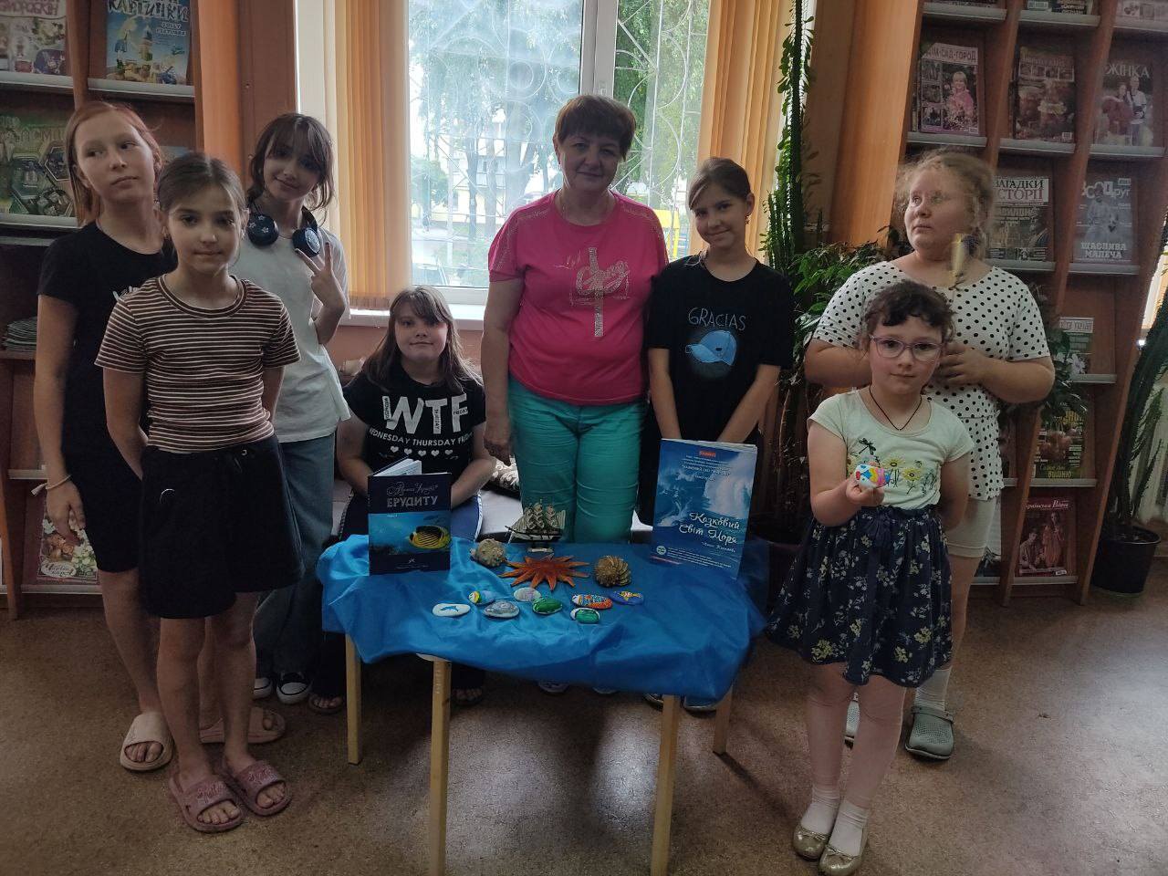 Розпис каміння